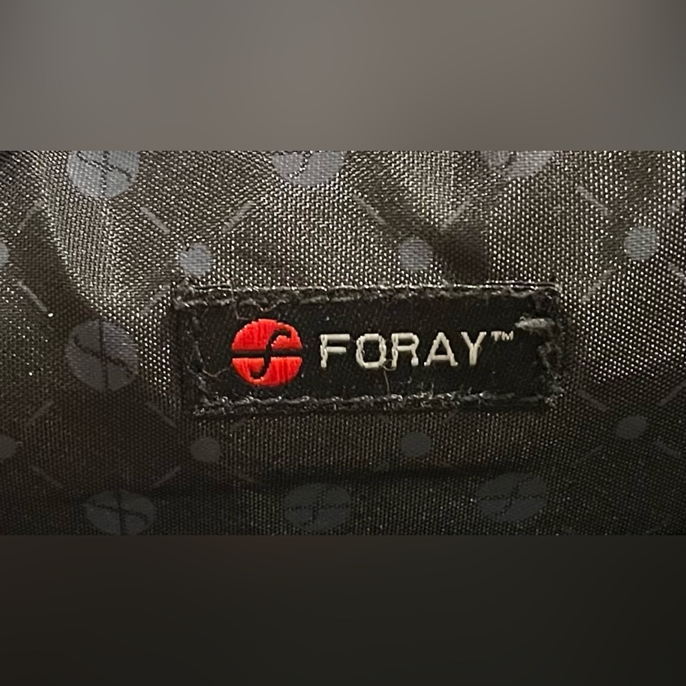 Foray Messenger Computer Shoulder Bag - Picture 11 of 15